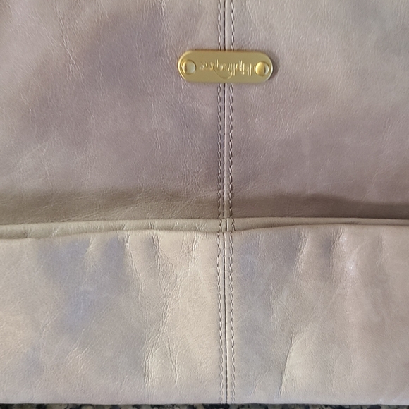 Kipling - Picture 4 of 9